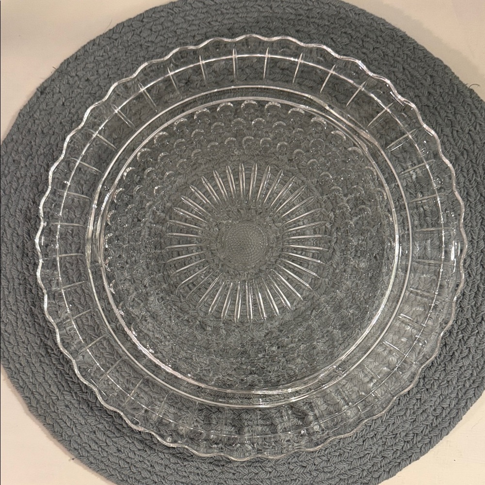 Clear Glass Decorative Cake Stand
